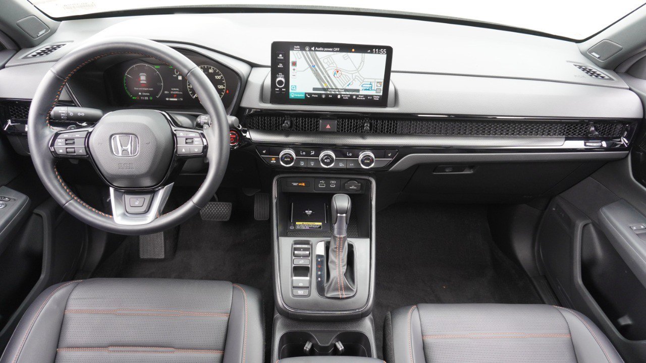 Used 2025 Honda CR-V Sport Touring image 27