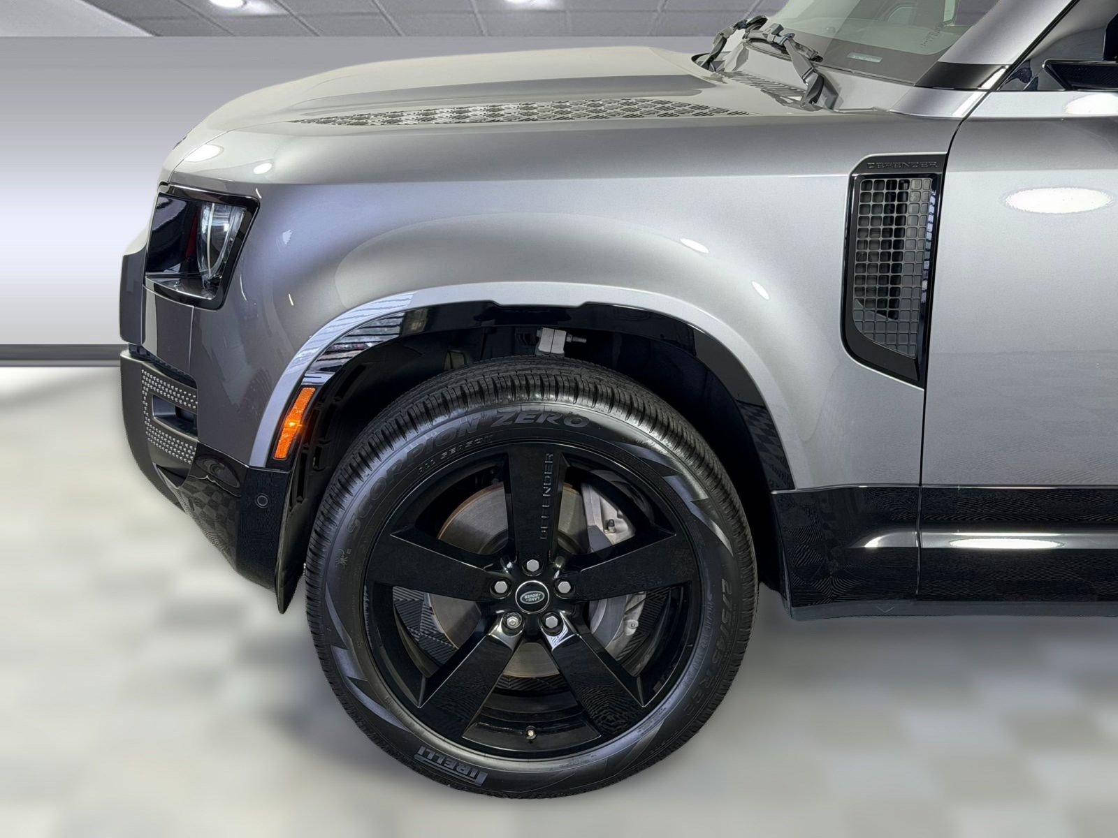 Certified 2023 Land Rover Defender 110 X-Dynamic SE image 11