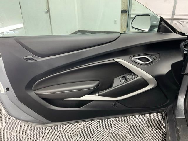 Used 2022 Chevrolet Camaro LT image 15