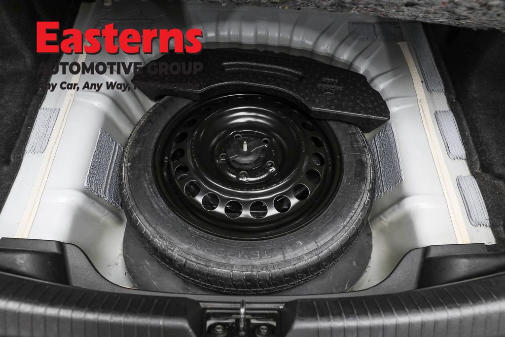 Used 2020 Chevrolet Malibu LT image 22