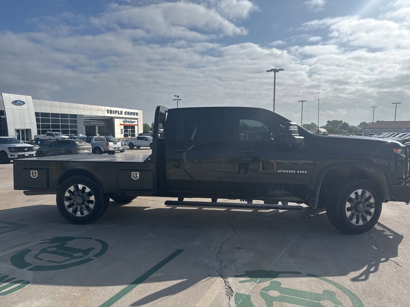 Used 2023 Chevrolet Silverado 2500 Custom w/ Custom Convenience Package AWD/4WD video 2