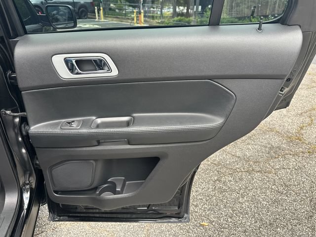 Used 2014 Ford Explorer Limited w/ Equipment Group 302A FWD image 18