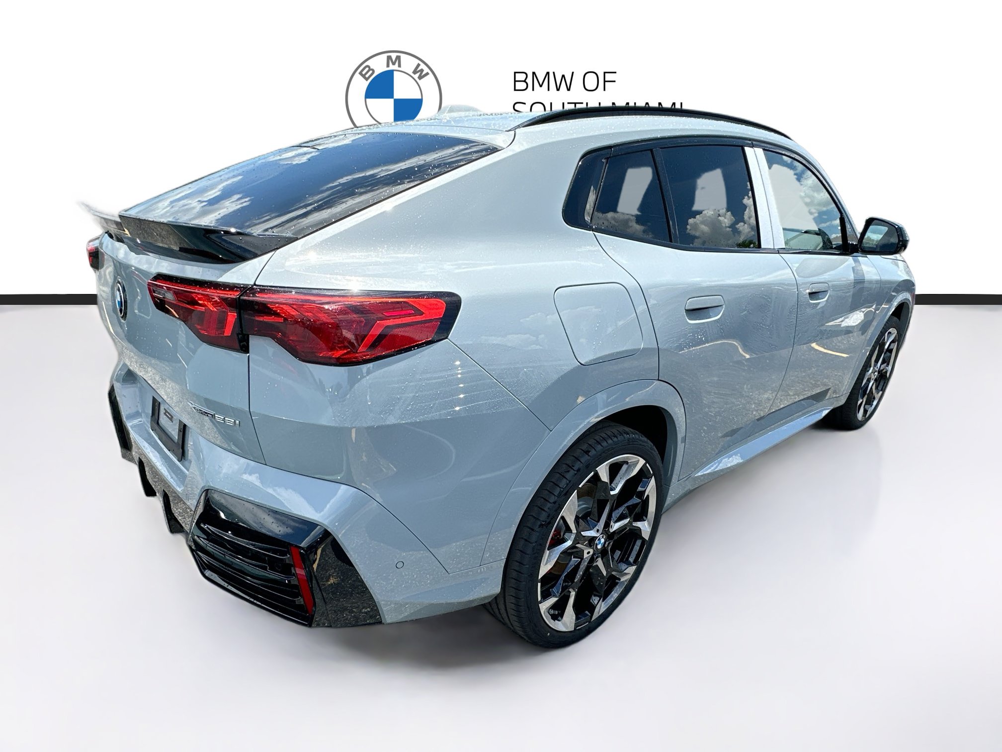 New 2026 BMW X2 xDrive28i w/ Technology Package AWD/4WD image 6