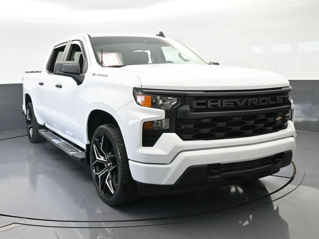 Used 2022 Chevrolet Silverado 1500 Custom image 9