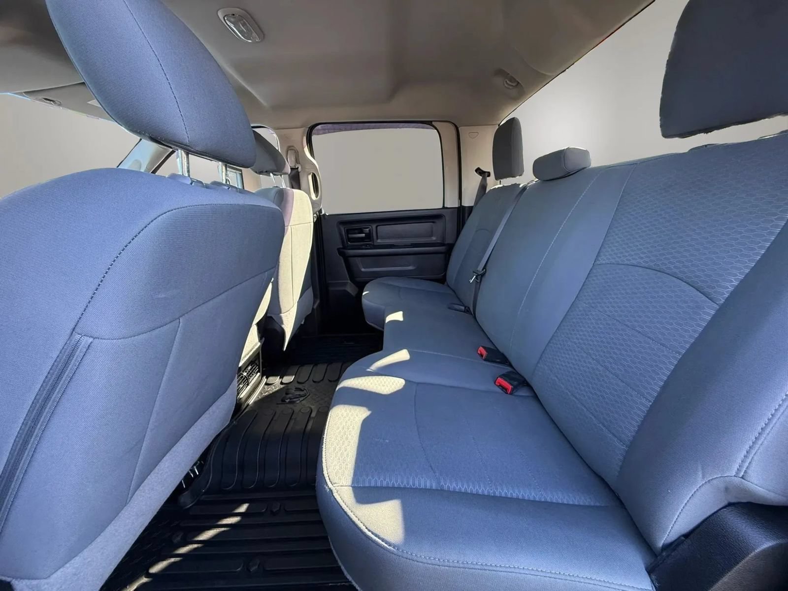 Used 2018 RAM 3500 Tradesman w/ Chrome Appearance Group AWD/4WD image 36