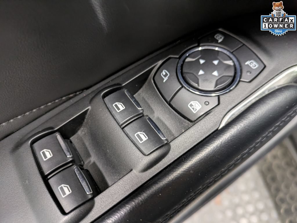 Used 2019 Lincoln MKC Reserve w/ MKC Climate Package AWD/4WD image 12