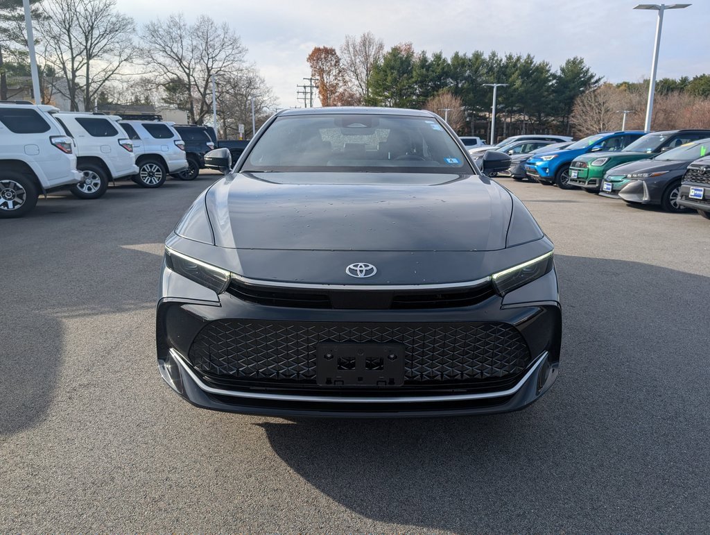 Used 2025 Toyota Crown XLE image 9