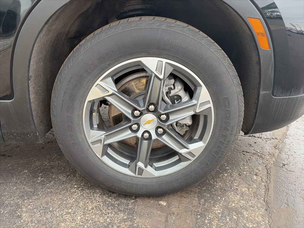 Used 2025 Chevrolet Blazer LT image 6