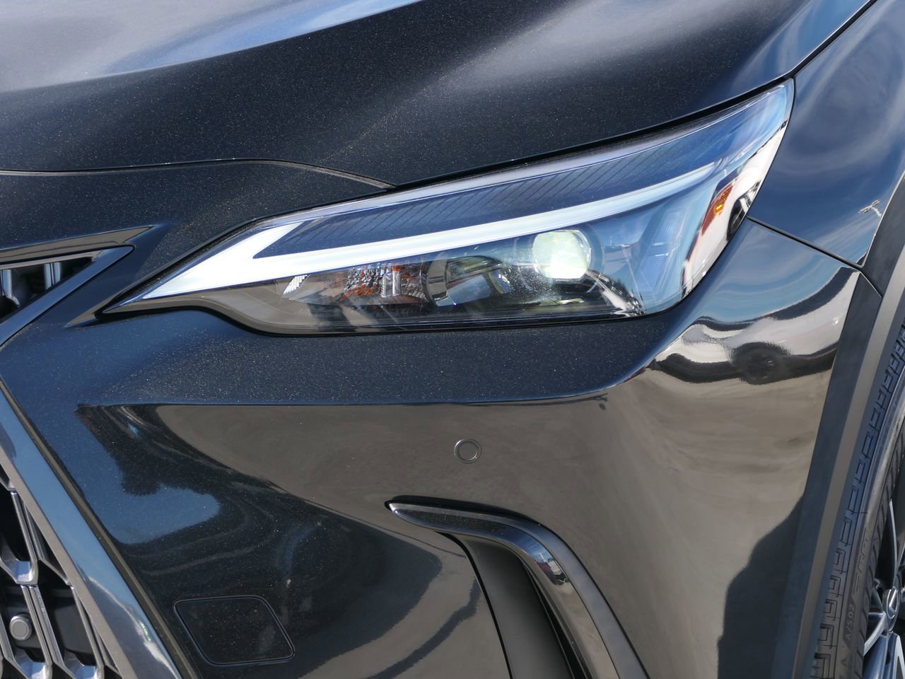 Used 2024 Lexus NX 350 AWD w/ Vision Package image 9