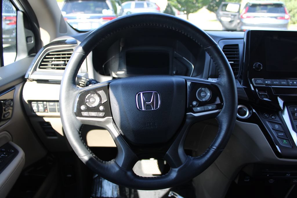 Used 2023 Honda Odyssey Elite image 16