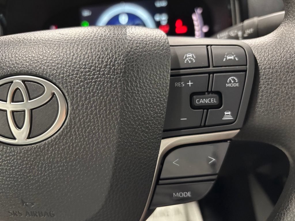 Used 2025 Toyota Camry LE FWD image 20