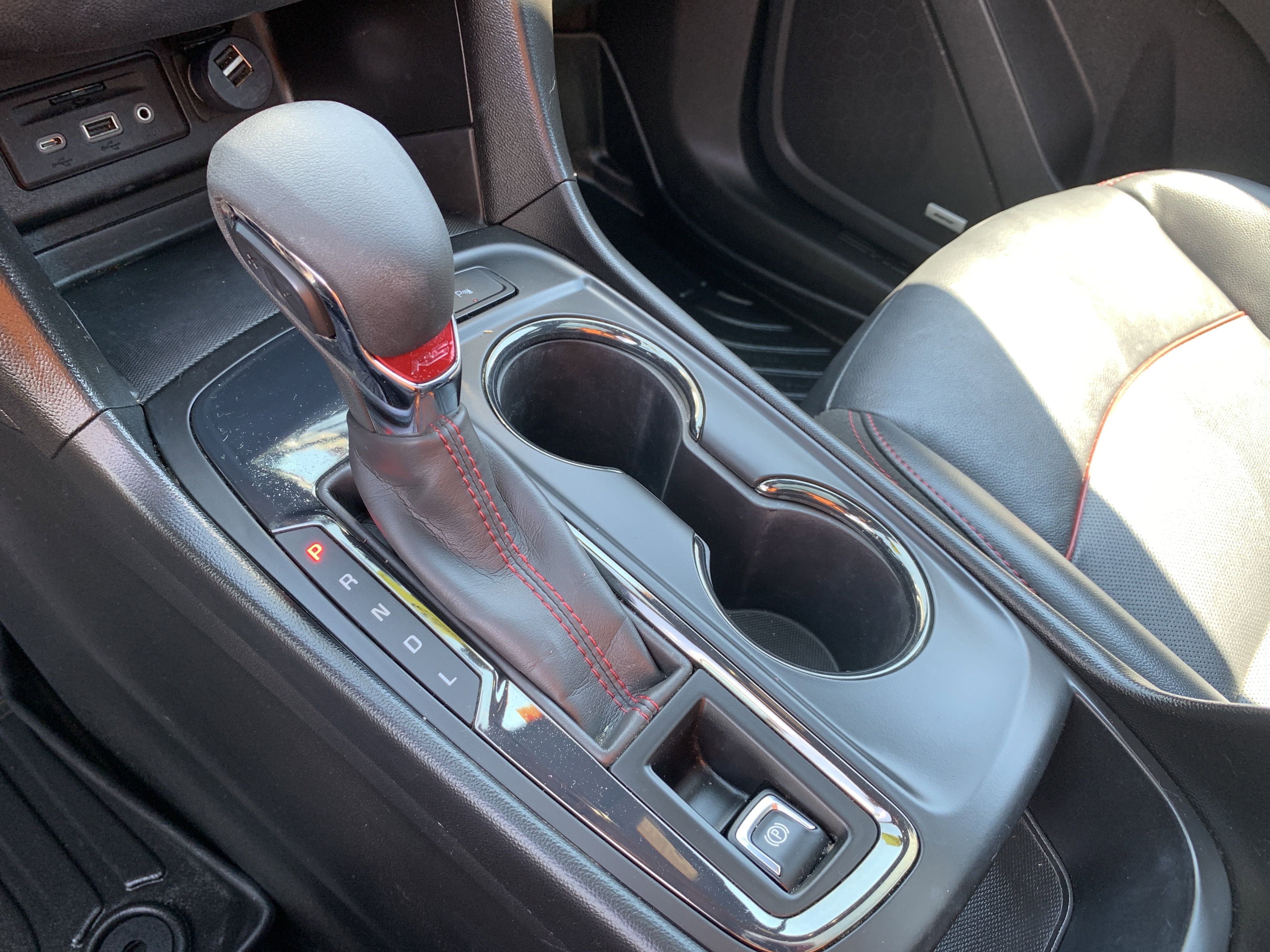 Used 2022 Chevrolet Equinox RS w/ RS Leather Package FWD image 26
