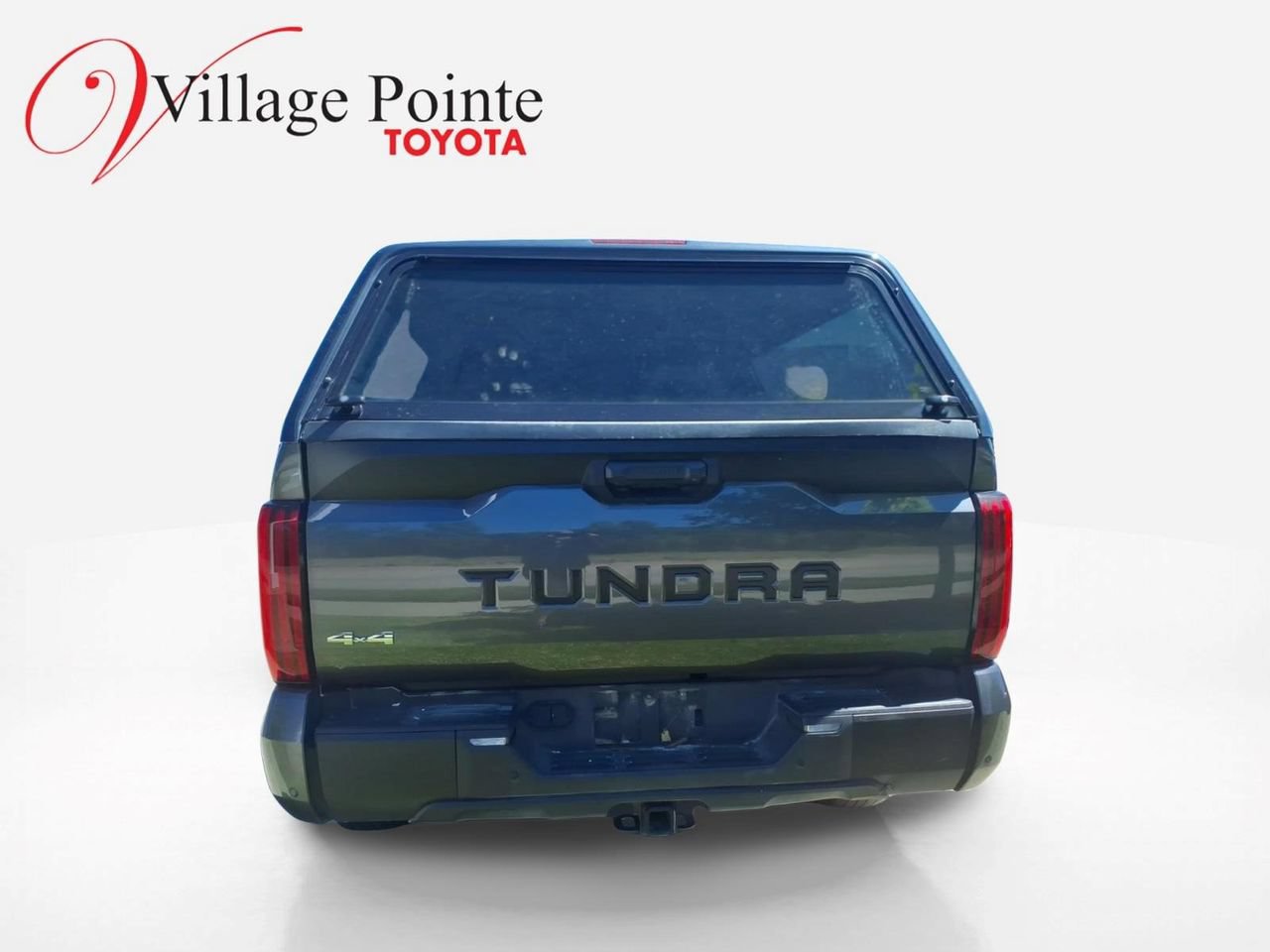 Used 2024 Toyota Tundra SR5 w/ SR5 Premium Package AWD/4WD image 2