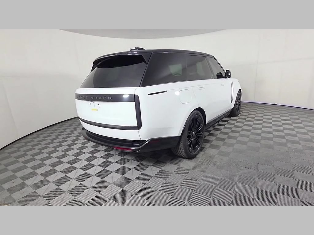 Used 2024 Land Rover Range Rover SE AWD/4WD image 41