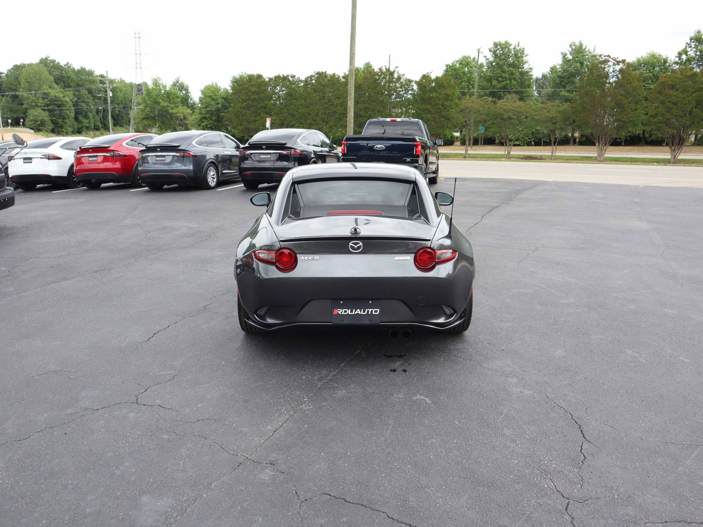 Used 2017 MAZDA MX-5 Miata RF Club w/ Brembo/BBS Package RWD image 9