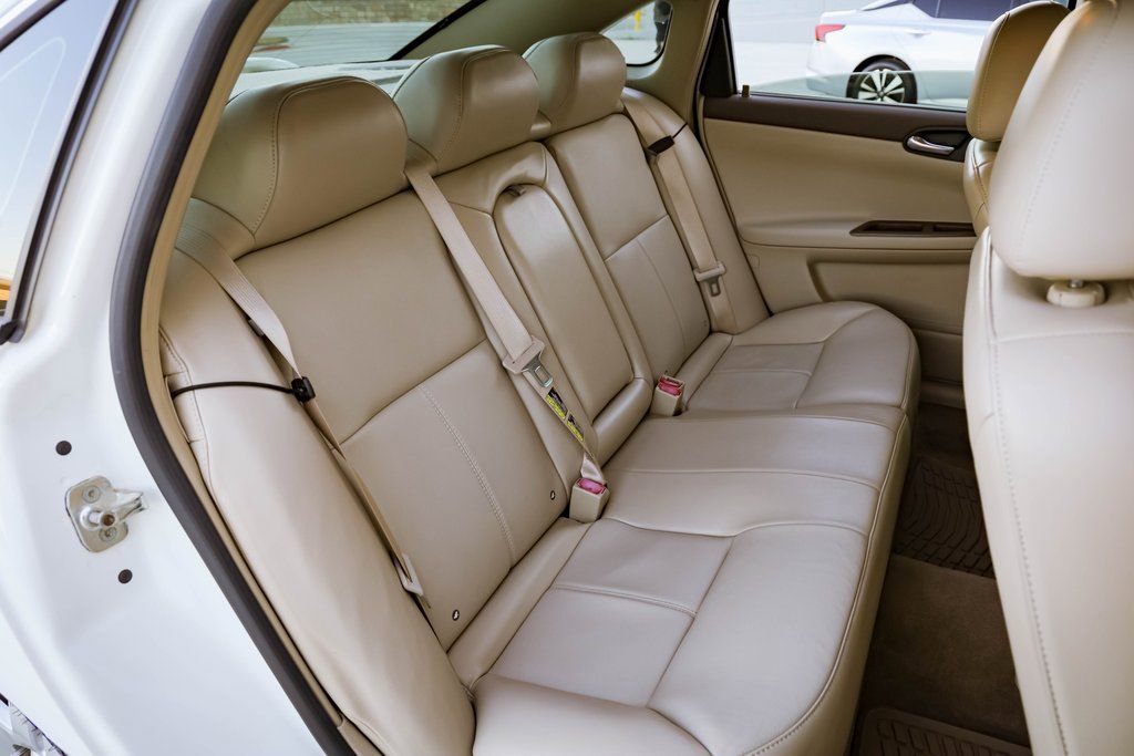 Used 2007 Chevrolet Impala LT image 22