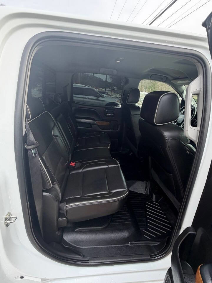 Used 2018 Chevrolet Silverado 3500 High Country w/ Duramax Plus Package image 12