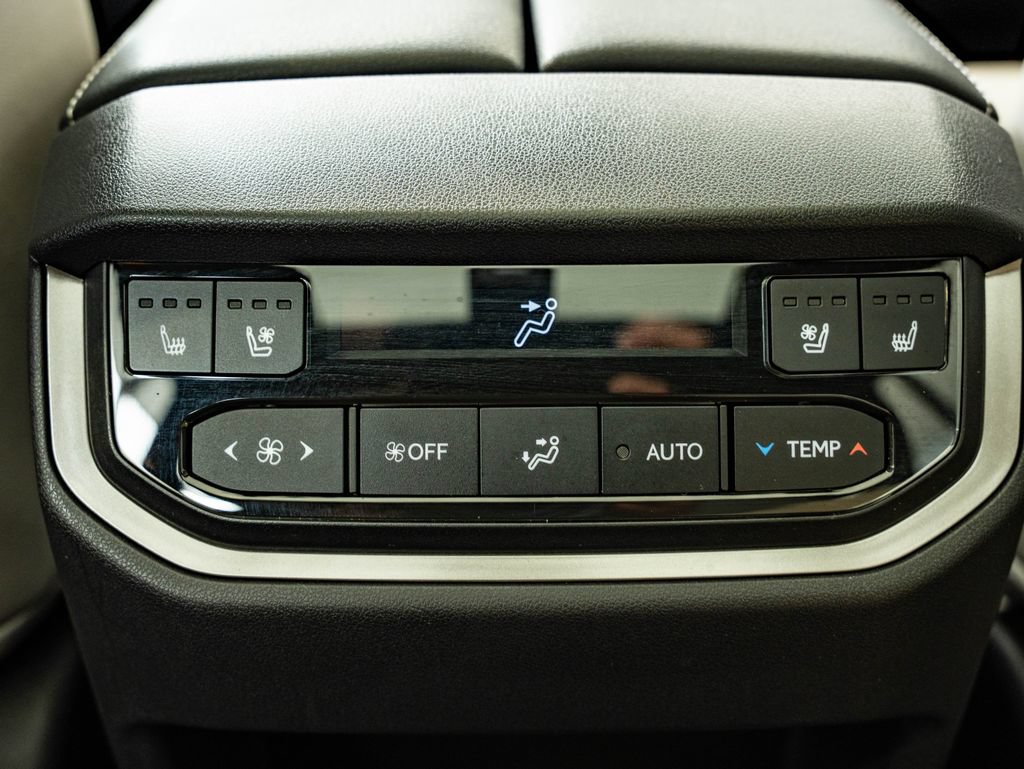 Certified 2026 Lexus TX 350 AWD w/ Technology Package image 41