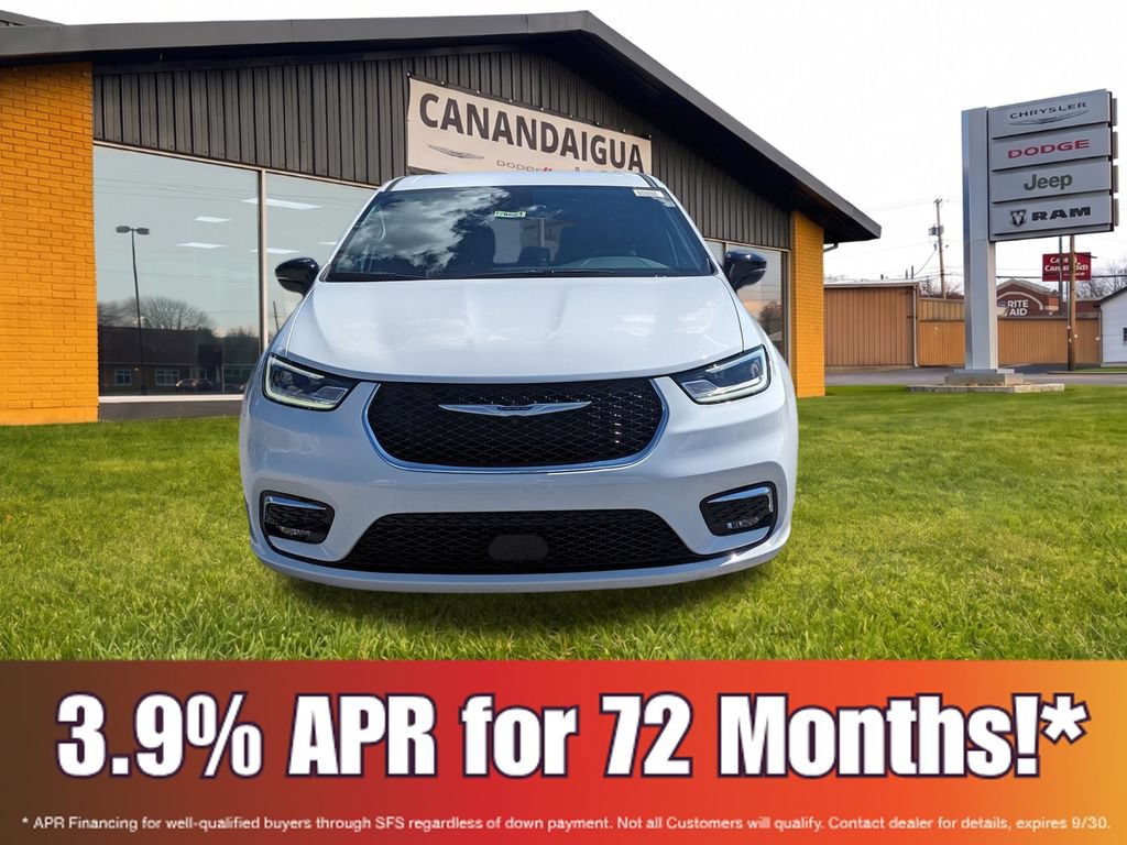 New 2026 Chrysler Pacifica Select FWD image 2