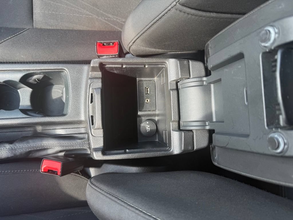 Used 2016 Ford Focus SE FWD image 30