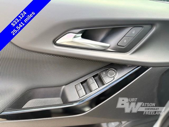 Used 2025 Chevrolet Equinox RS w/ Safety and Technology Package AWD/4WD image 13
