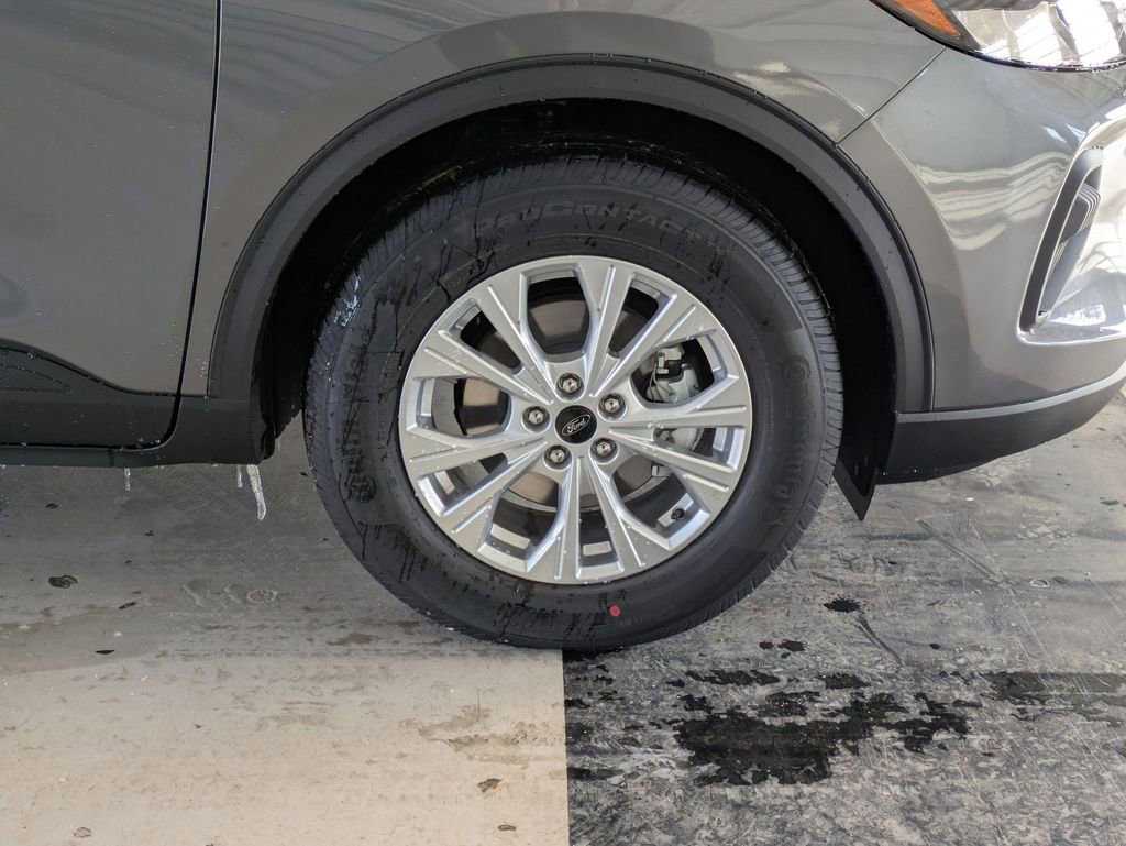 New 2026 Ford Escape Active FWD image 22