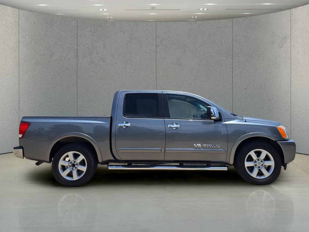 Used 2015 Nissan Titan SL w/ SL Max Utility Package RWD image 4