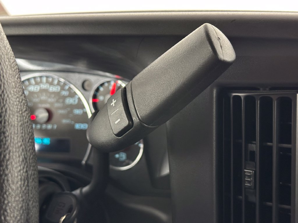 Used 2025 Chevrolet Express 2500 w/ Driver Convenience Package RWD image 18
