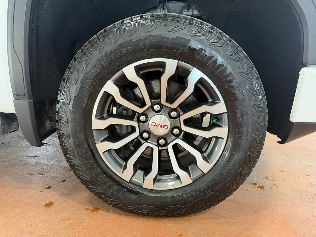 Used 2021 GMC Sierra 1500 AT4 AWD/4WD image 8
