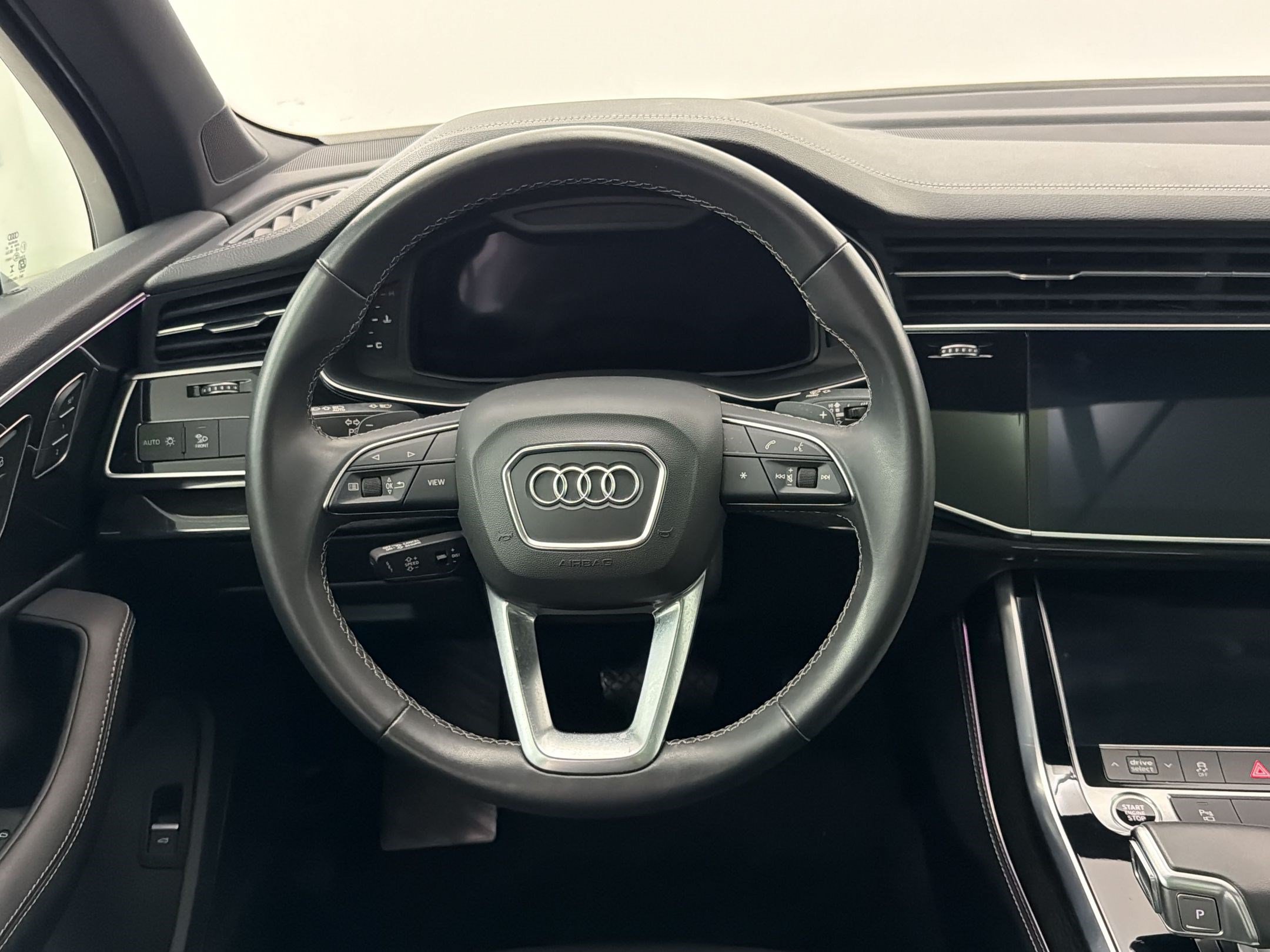 Used 2025 Audi Q7 3.0T Premium Plus AWD/4WD image 11