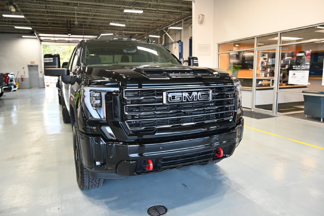 New 2026 GMC Sierra 3500 AT4 w/ AT4 Premium Plus Package AWD/4WD image 3