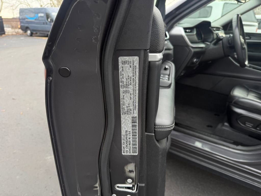 Used 2023 Jeep Grand Cherokee L Limited image 32