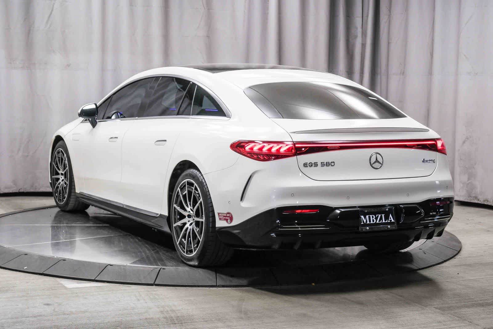 Certified 2023 Mercedes-Benz EQS 580 4MATIC Sedan image 2