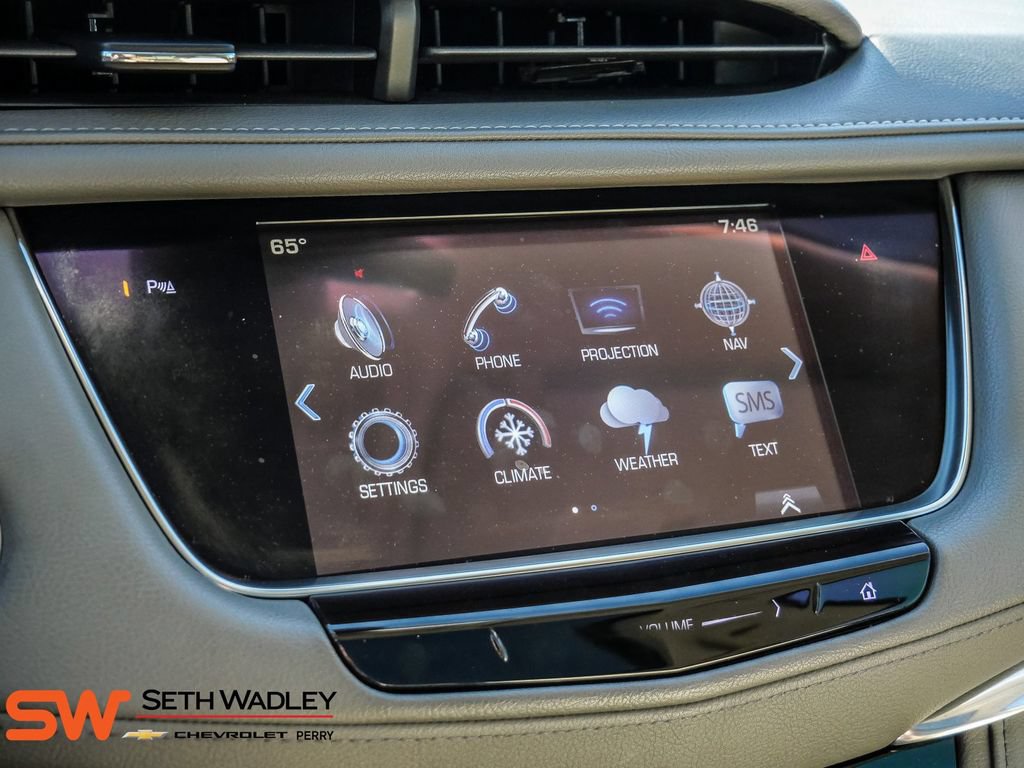 Used 2017 Cadillac XT5 Luxury w/ Driver Awareness Package FWD image 36
