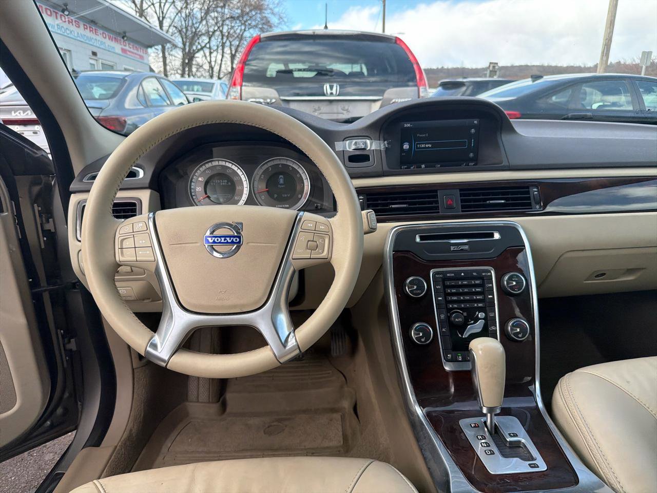 Used 2012 Volvo XC70 T6 image 23