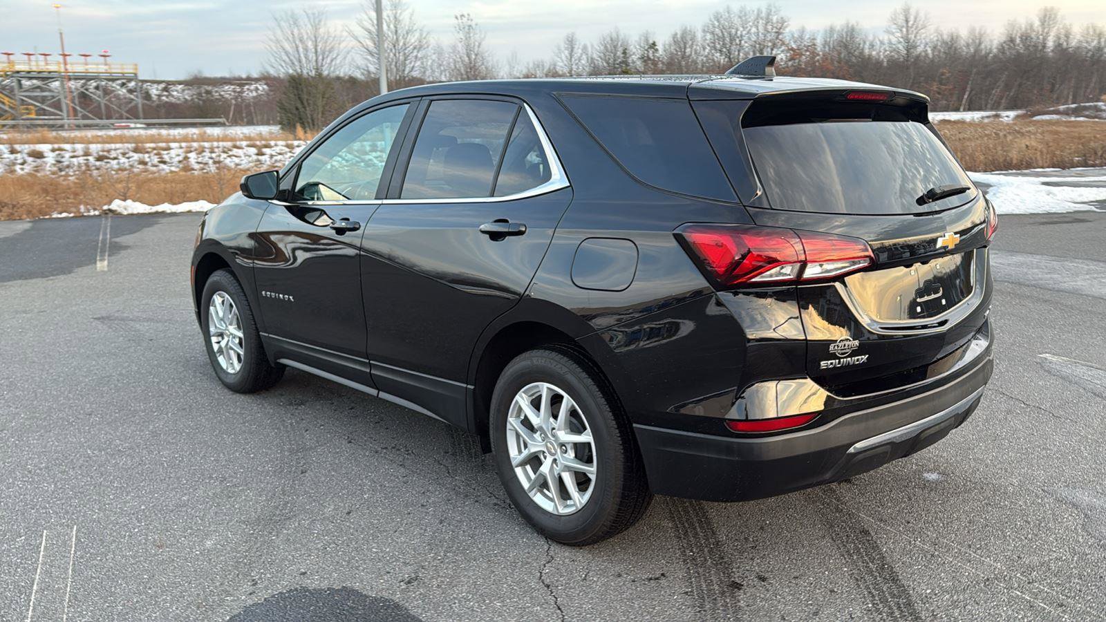 Used 2022 Chevrolet Equinox LT image 10
