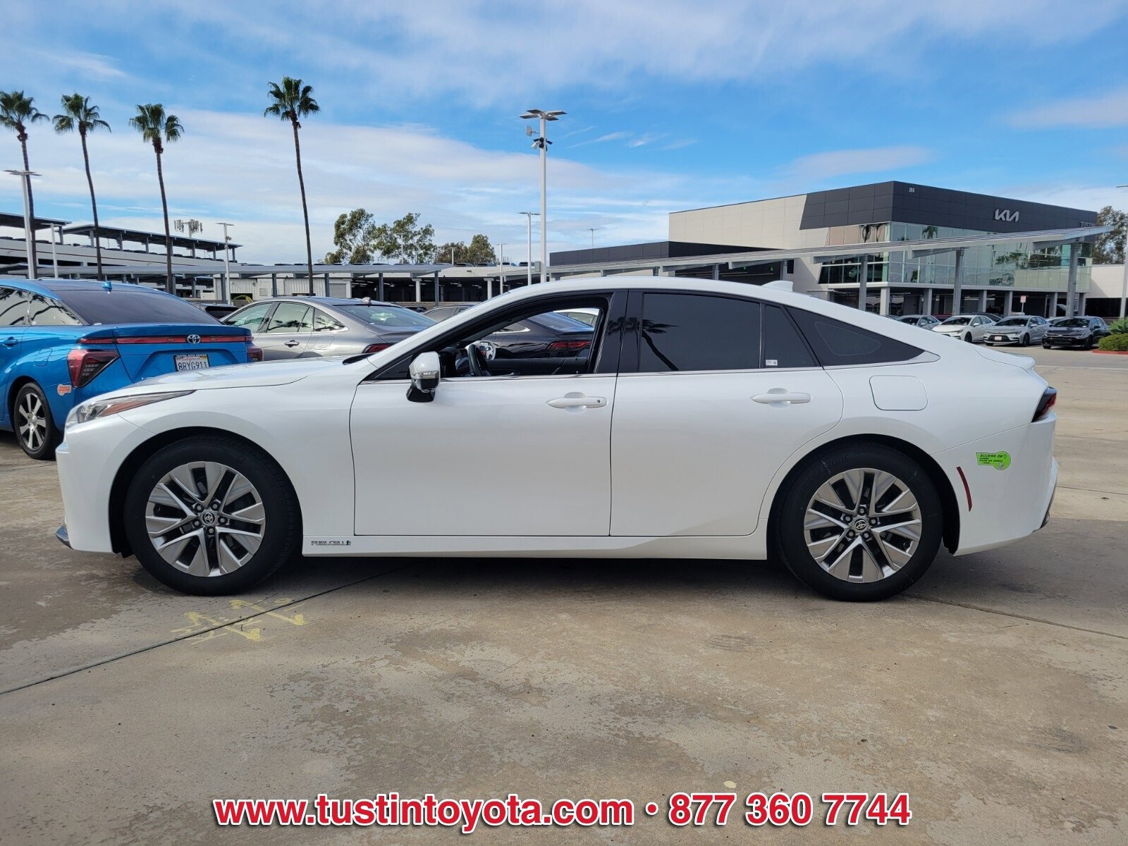 Certified 2023 Toyota Mirai XLE image 7