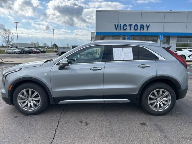 Used 2023 Cadillac XT4 Premium Luxury w/ Cold Weather Package AWD/4WD image 8