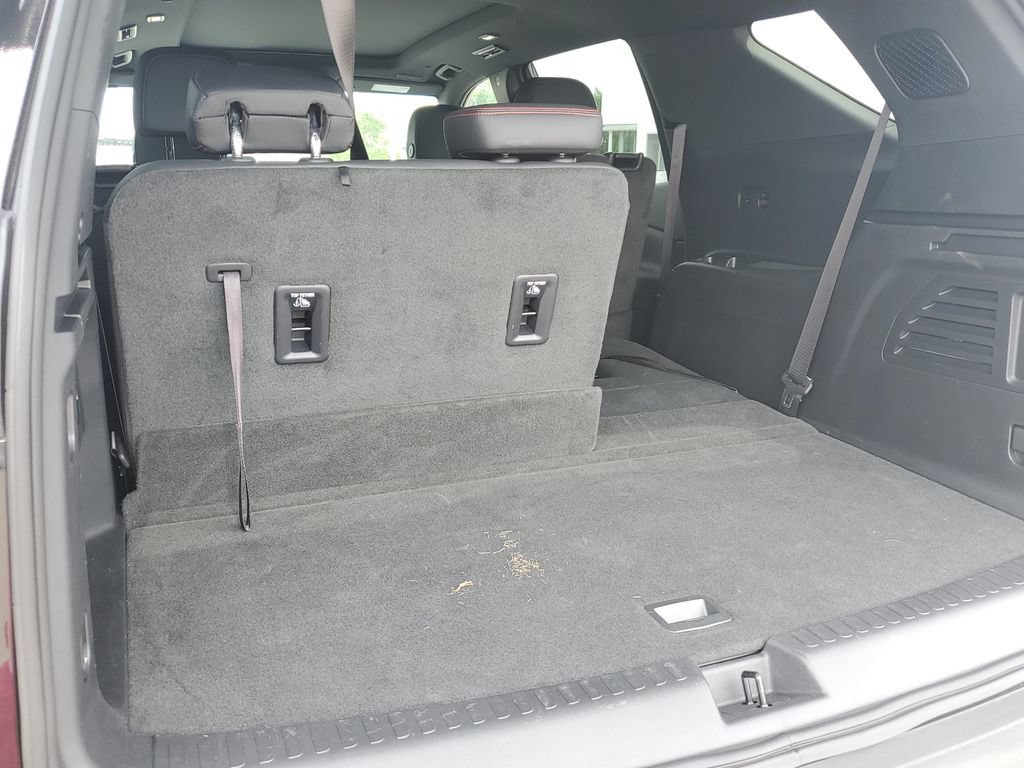 Used 2024 Chevrolet Traverse Z71 w/ LPO, Floor Liner Package AWD/4WD image 37