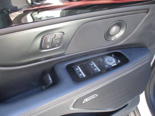 Used 2024 Lincoln Nautilus Premier w/ Equipment Group 102A image 15