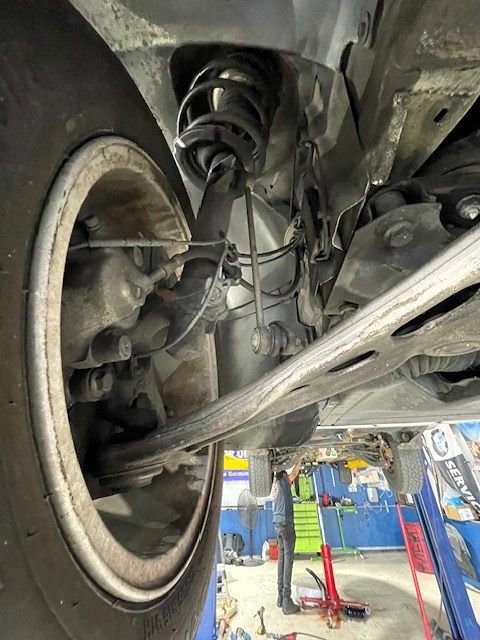 Used 2004 BMW 325i Sedan RWD image 42
