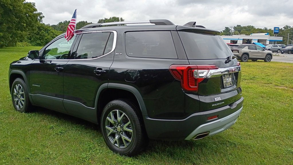 Used 2023 GMC Acadia SLT w/ Preferred Package AWD/4WD image 5