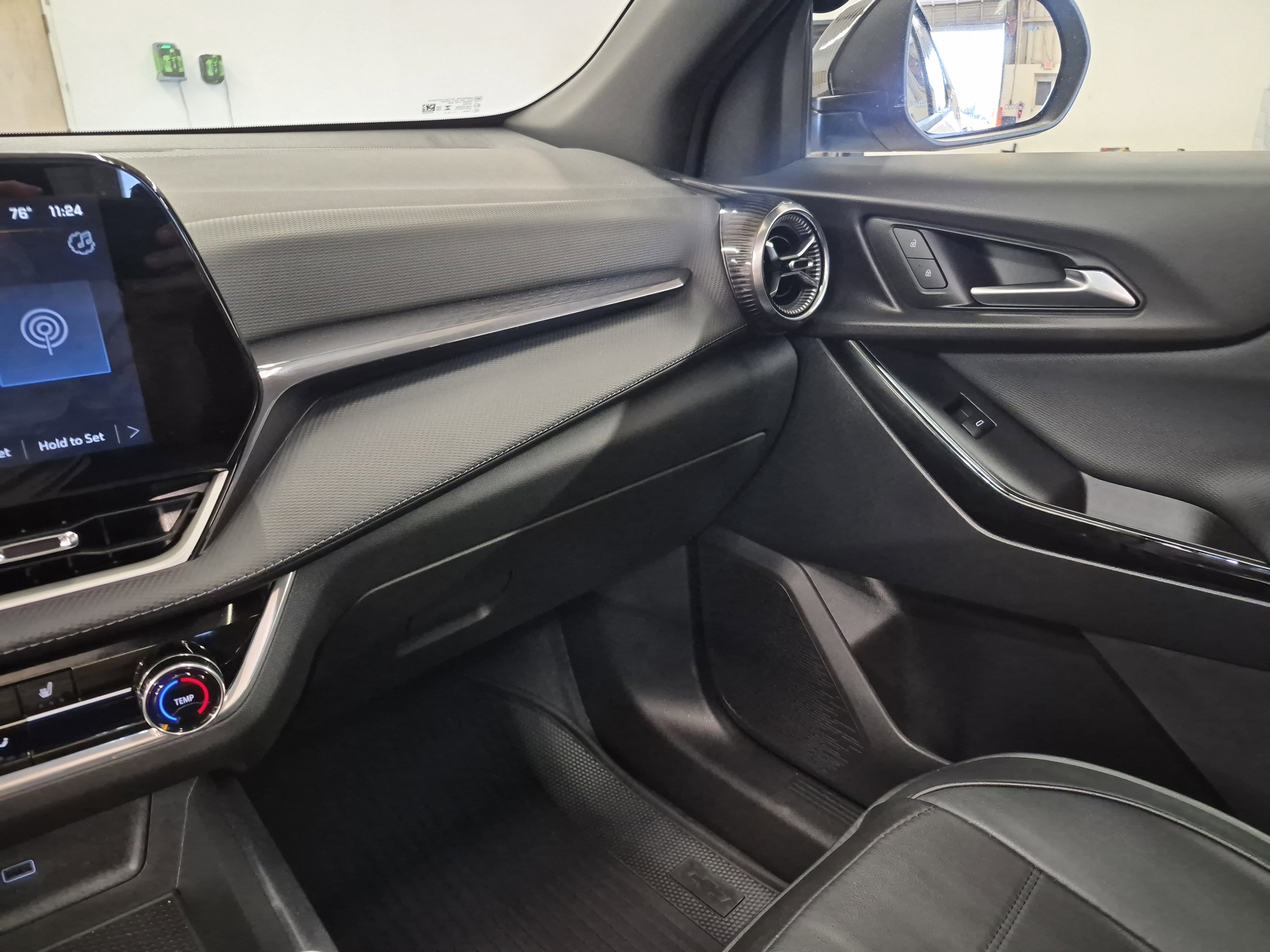 Used 2026 Chevrolet Equinox LT w/ Safety and Technology Package image 20