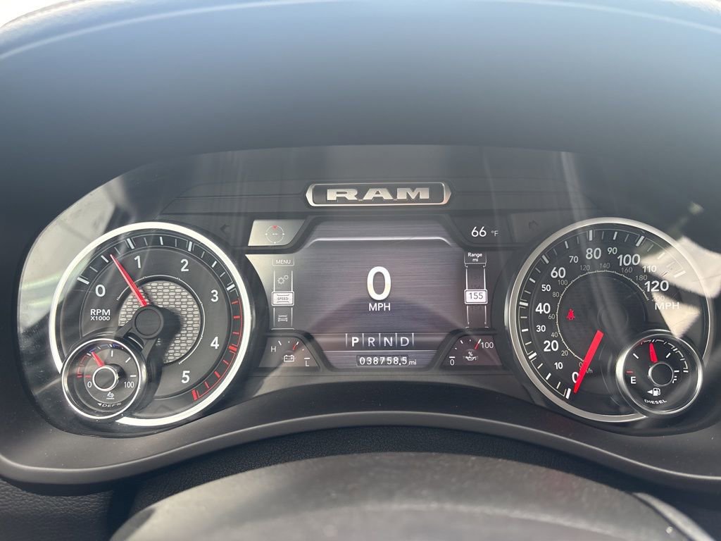 Used 2023 RAM 2500 Laramie AWD/4WD image 23