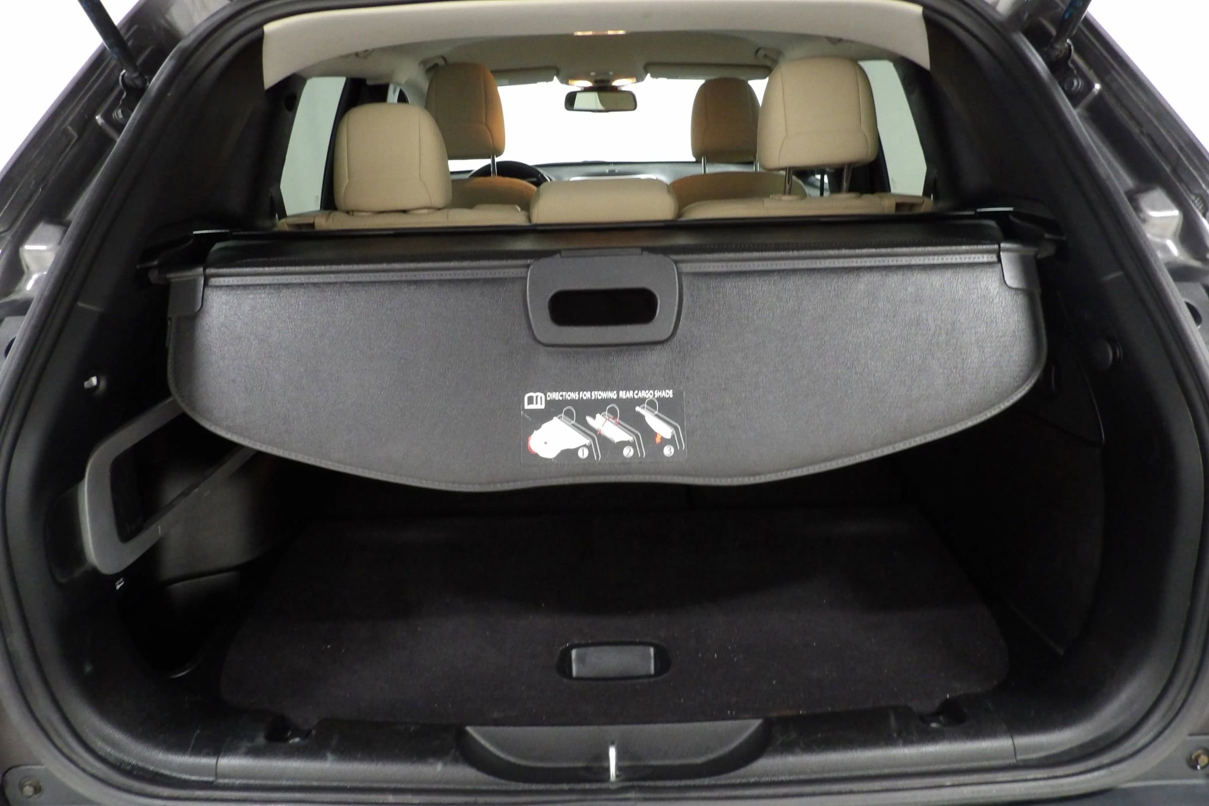 Used 2017 Jeep Cherokee Latitude w/ Safety/Convenience Group image 8