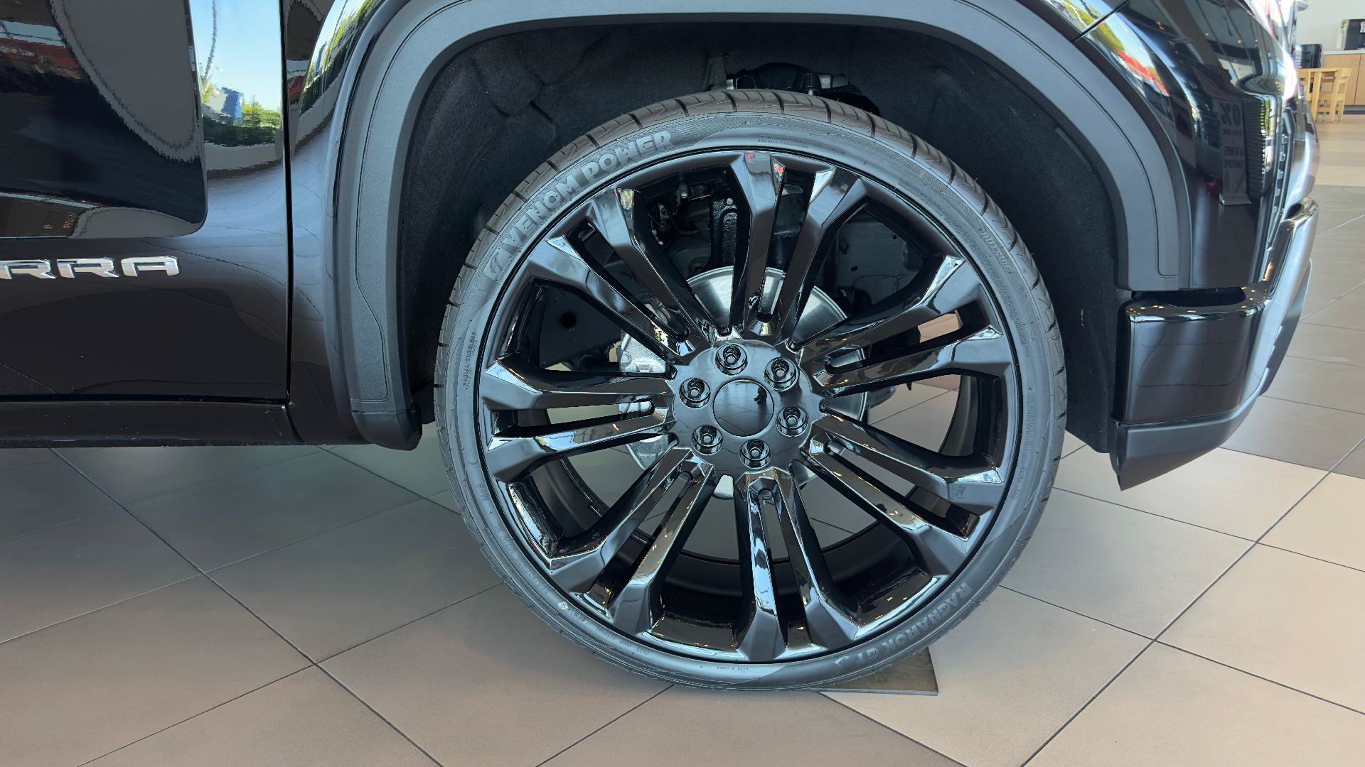 Used 2026 GMC Sierra 1500 Pro w/ Graphite Edition RWD image 7