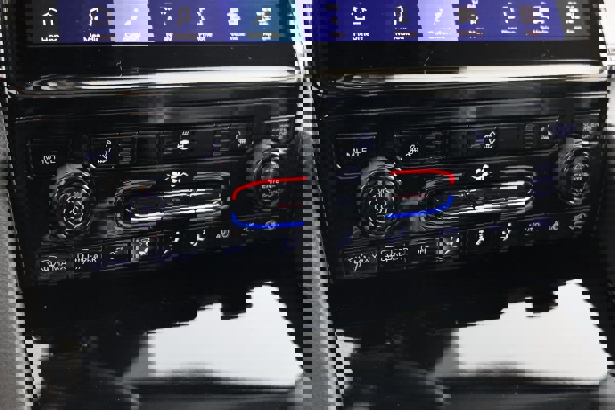 Used 2022 Jeep Grand Cherokee L Limited image 32