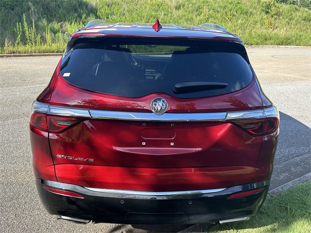 Used 2024 Buick Enclave Premium image 4
