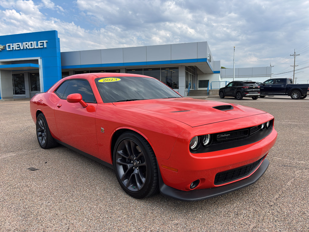 Used 2023 Dodge Challenger R/T Scat Pack RWD image 2