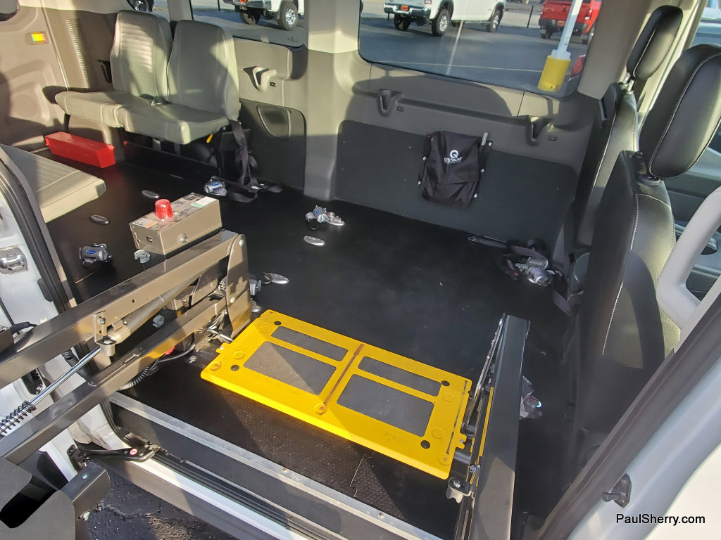 Used 2020 Ford Transit 350 XL image 31